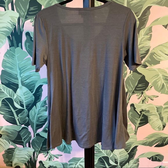 LuLaRoe Small Dark Grey Perfect T NWOT - Picture 8 of 8